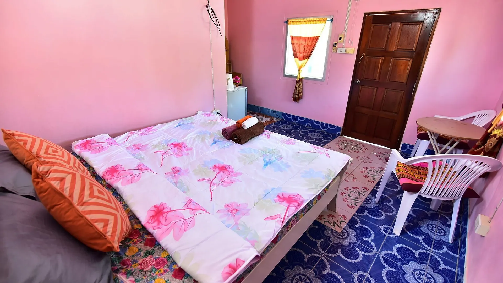 Lanta Danai Guesthouse Ko Lanta 2*,  Thailand
